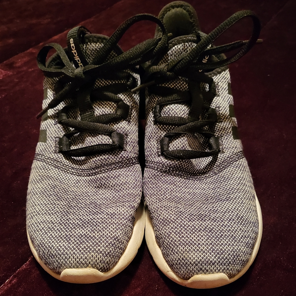 Women's size 8 Adidas